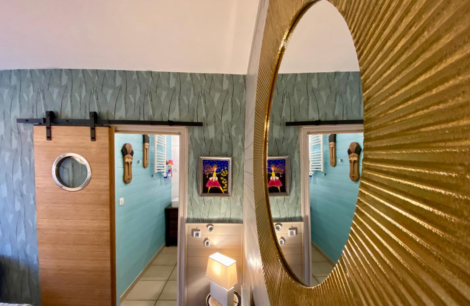 Le Cocon Boheme - Maison Climatisee Au Coeur De - Parking - Piscine Chauffee - Et Massages * Sarlat-la-Caneda